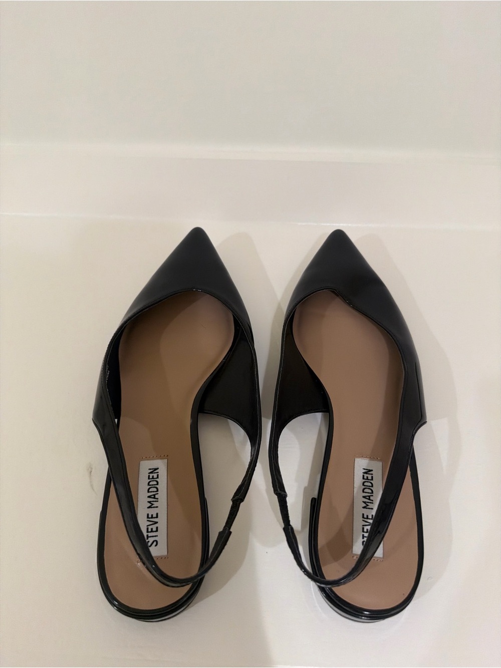 Steve Madden Black Pointed Slingback Flats (women's 10)